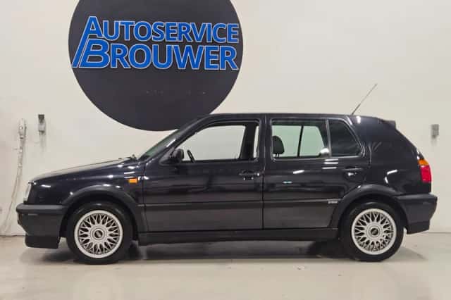 Volkswagen Golf (1992) thumbnail 4