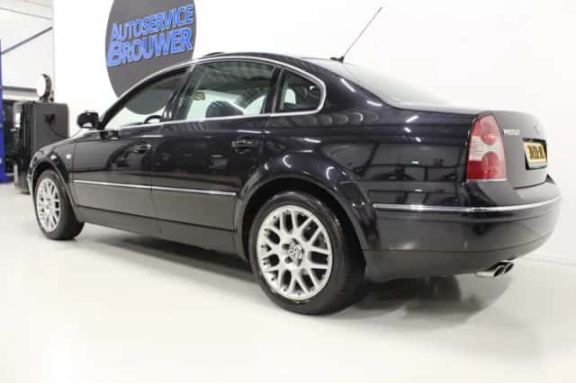 Volkswagen Passat (2001) thumbnail 4