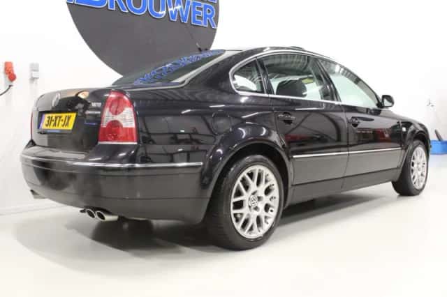 Volkswagen Passat (2001) thumbnail 5