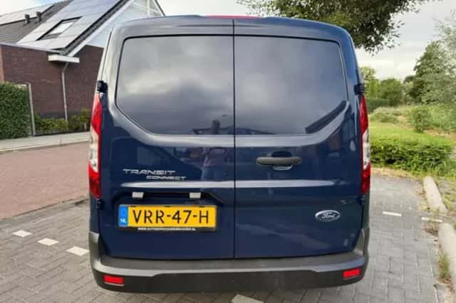Ford Transit (2022) thumbnail 3