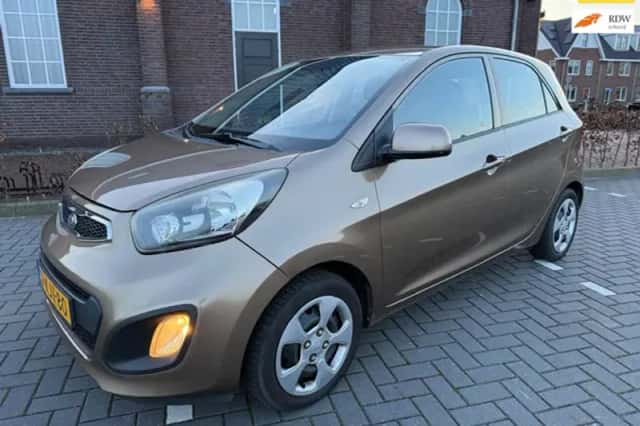 Kia Picanto (2013) thumbnail 1