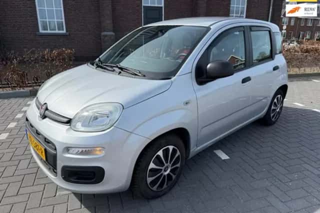 Fiat Panda (2016) thumbnail 1