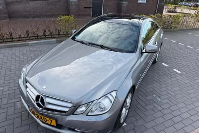 Mercedes-Benz E-Klasse (2011) thumbnail 6