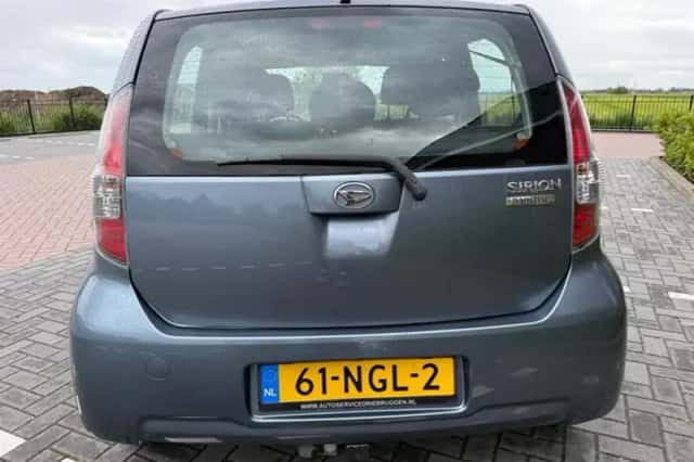 Daihatsu Sirion (2010) thumbnail 2