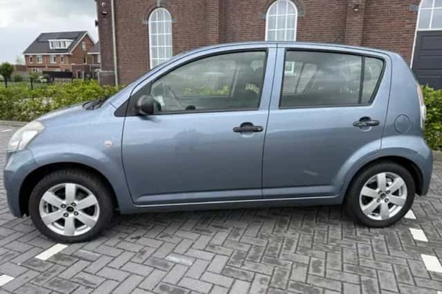 Daihatsu Sirion (2010) thumbnail 5