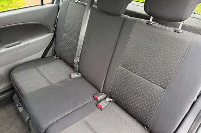 Daihatsu Sirion (2010) thumbnail 6