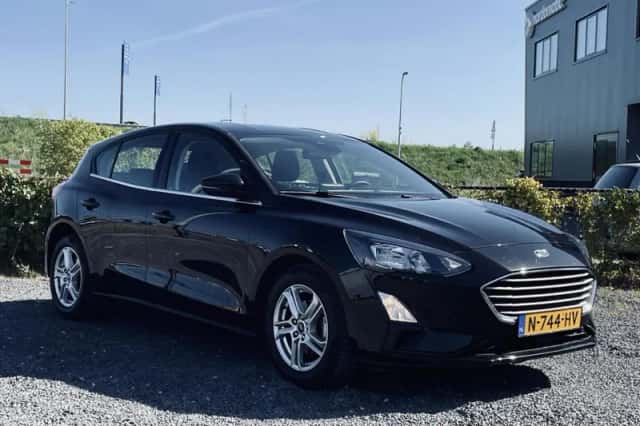 Ford Focus (2021) thumbnail 5