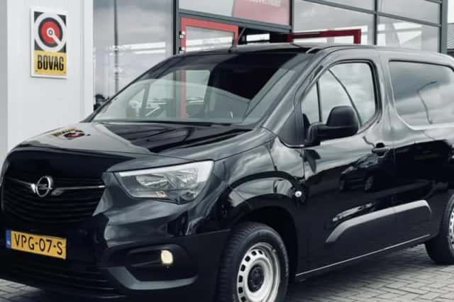 Opel Combo (2022) thumbnail 1