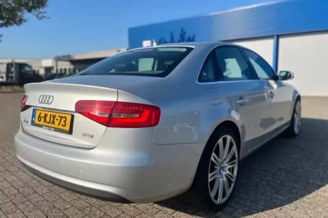 Audi A4 (2013) thumbnail 8