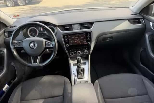 Škoda Octavia (2018) thumbnail 13