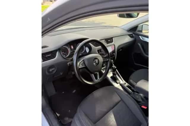 Škoda Octavia (2018) thumbnail 15