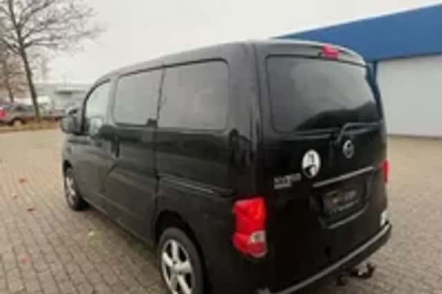 Nissan NV200 (2013) thumbnail 3