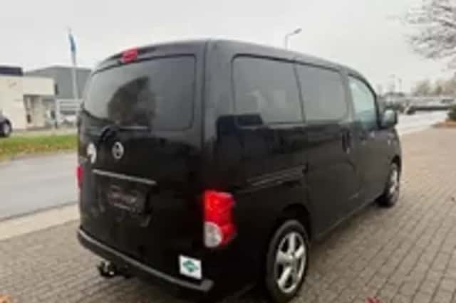 Nissan NV200 (2013) thumbnail 4