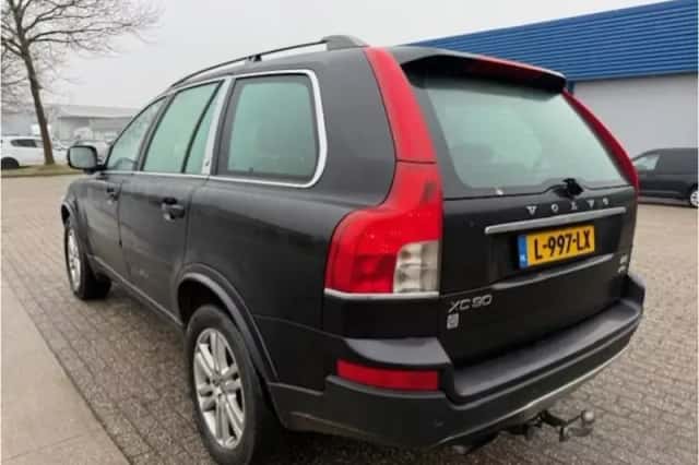 Volvo XC90 (2010) thumbnail 17