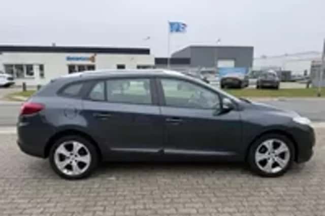Renault Mégane (2013) thumbnail 5
