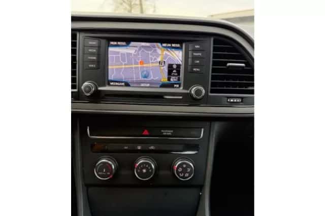 SEAT Leon (2014) thumbnail 16