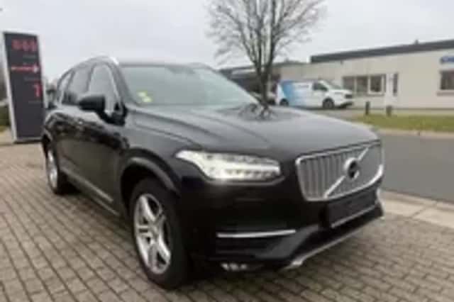 Volvo XC90 (2015) thumbnail 6