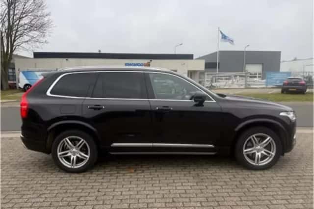 Volvo XC90 (2015) thumbnail 10
