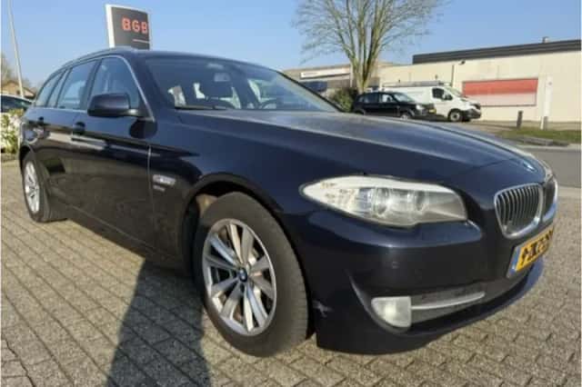 BMW 5-Serie (2011) thumbnail 11