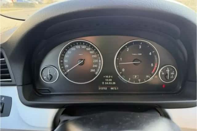 BMW 5-Serie (2011) thumbnail 18