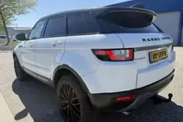 Land Rover Range Rover Evoque (2016) thumbnail 3