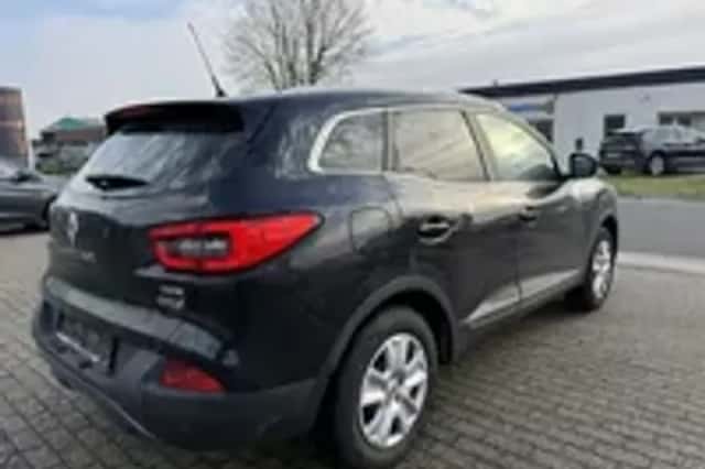 Renault Kadjar (2015) thumbnail 4