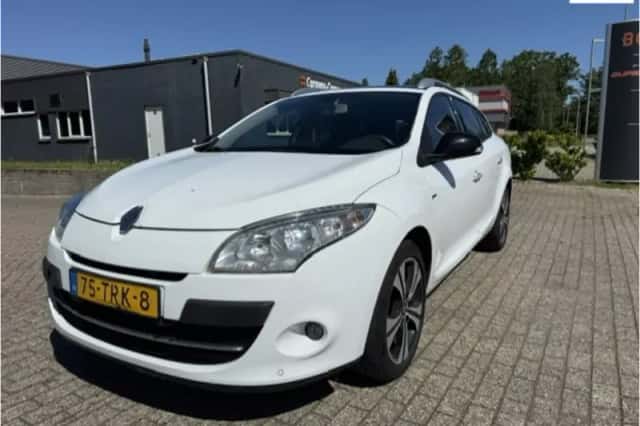 Renault Mégane (2012) thumbnail 1