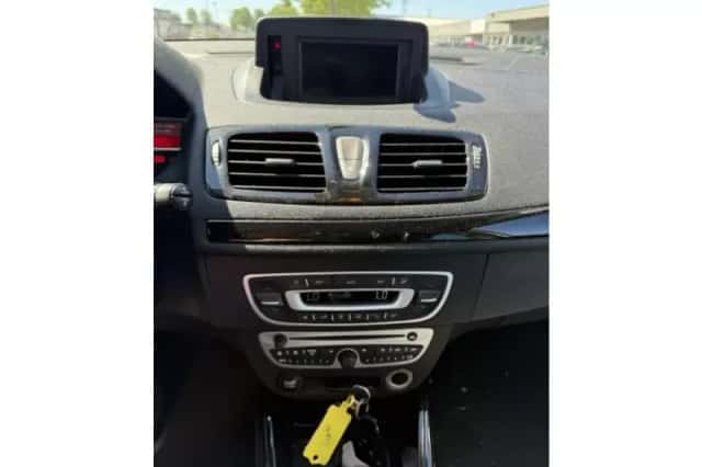 Renault Mégane (2012) thumbnail 16