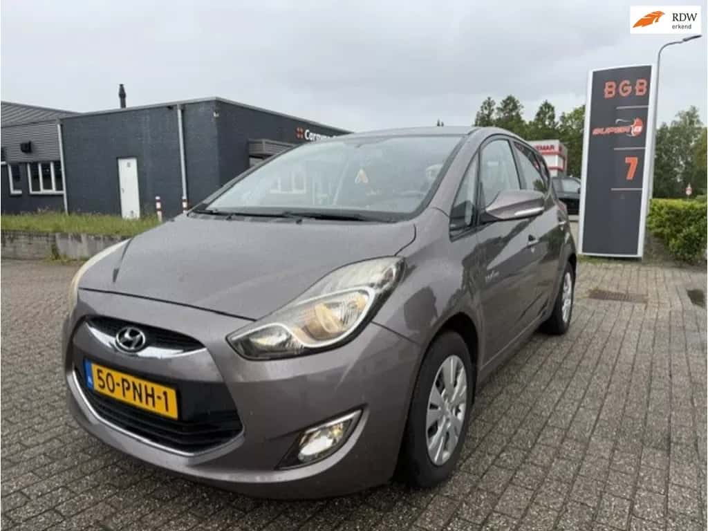 Hyundai ix20 (2011) — foto 1