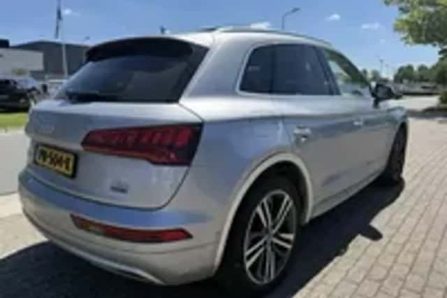 Audi Q5 (2017) thumbnail 4