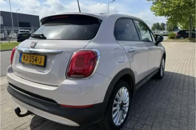 Fiat 500X (2015) thumbnail 3