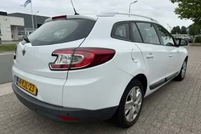 Renault Mégane (2013) thumbnail 4