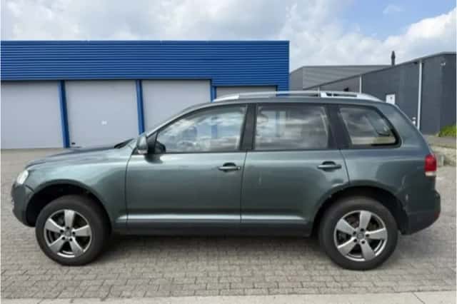 Volkswagen Touareg (2003) thumbnail 3