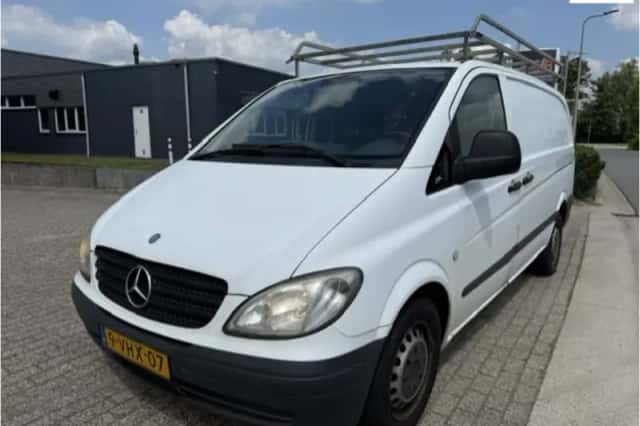 Mercedes-Benz Vito (2010) thumbnail 1