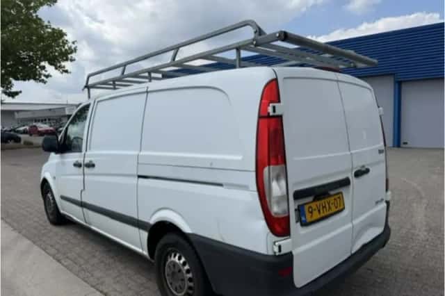 Mercedes-Benz Vito (2010) thumbnail 3