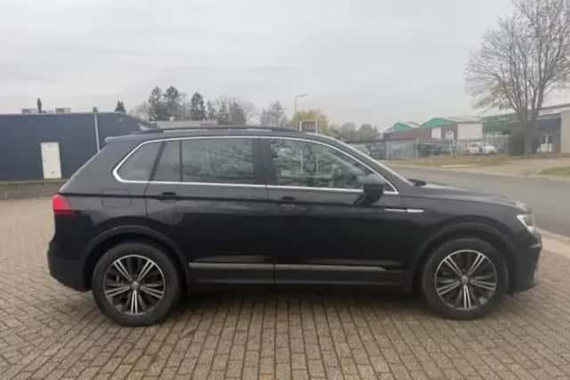 Volkswagen Tiguan (2017) thumbnail 5