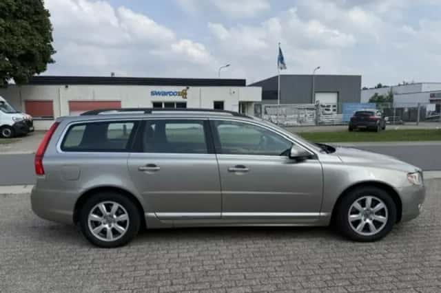 Volvo V70 (2013) thumbnail 5