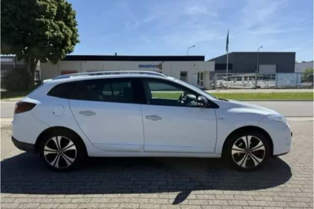 Renault  (2012) thumbnail 5