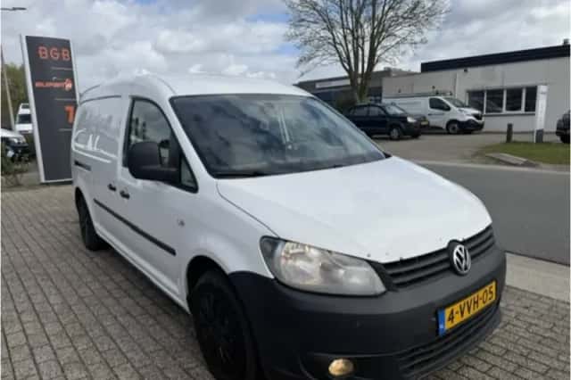 Volkswagen  (2012) thumbnail 6