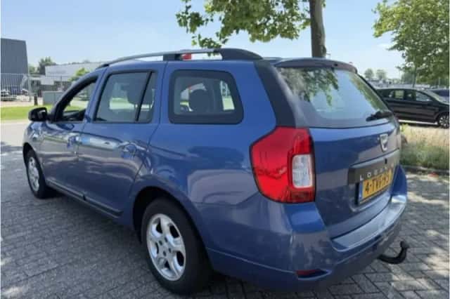 Dacia  (2014) thumbnail 3