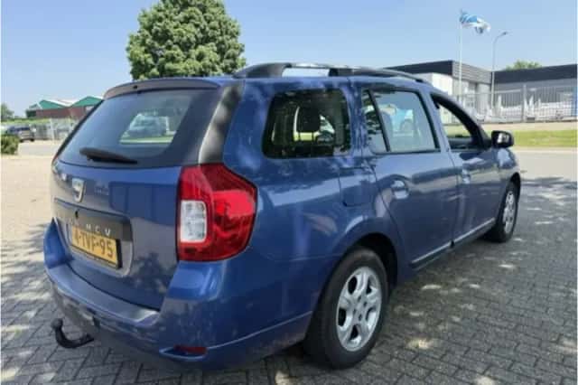Dacia  (2014) thumbnail 4