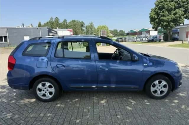 Dacia  (2014) thumbnail 5