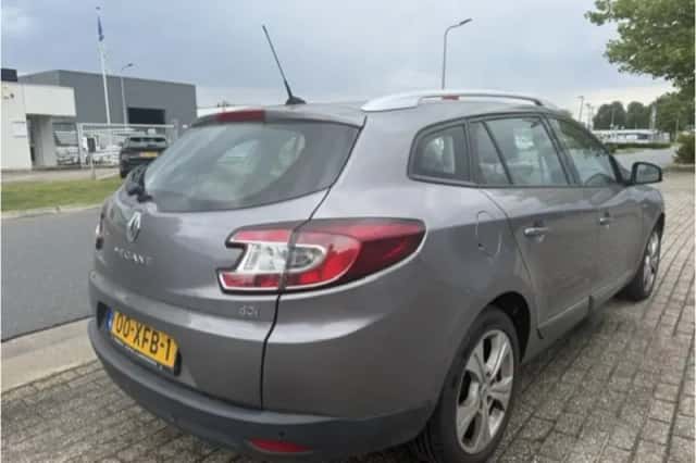 Renault  (2012) thumbnail 4