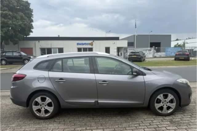 Renault  (2012) thumbnail 5
