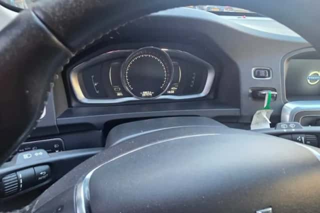 Volvo V60 (2016) thumbnail 6