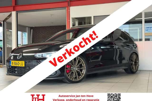 Volkswagen Golf (2021) thumbnail 1