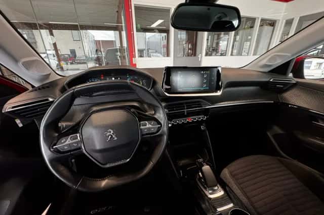 Peugeot e-208 (2020) thumbnail 3