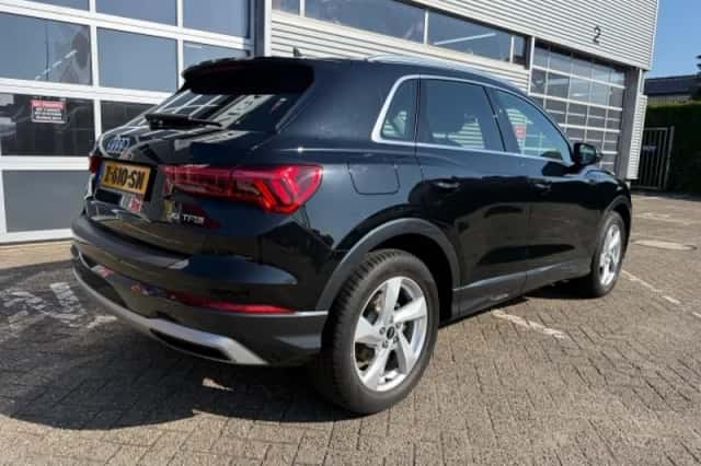 Audi Q3 (2020) thumbnail 6