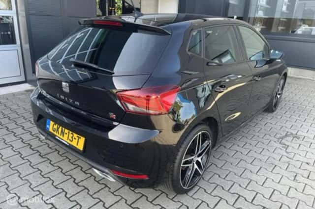 SEAT Ibiza (2018) thumbnail 4