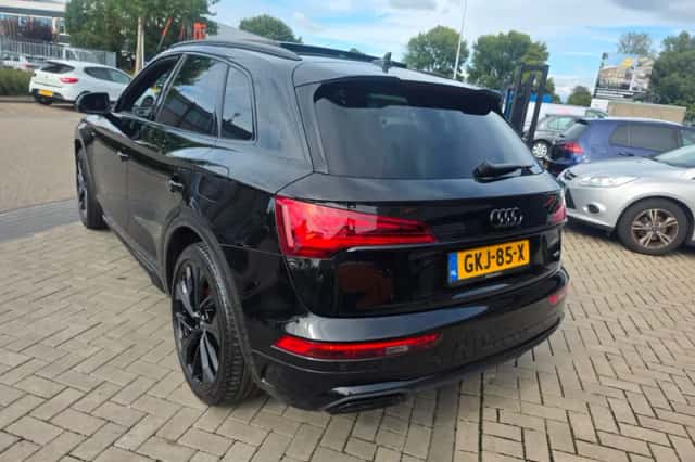 Audi Q5 (2024) thumbnail 5